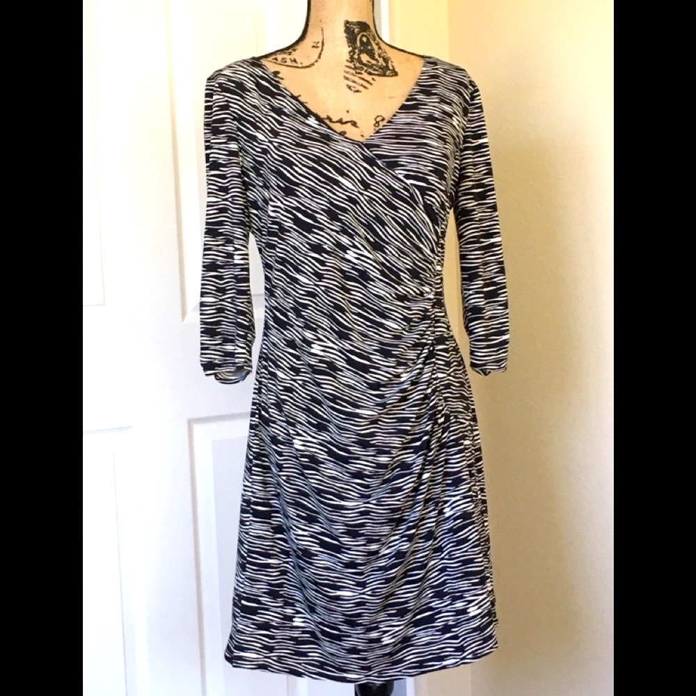 NWOT Tahari Dress. Excellent condition. NWOT